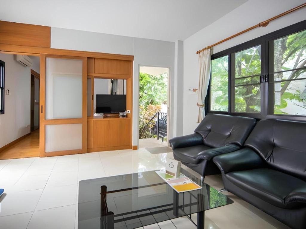 Chayada Garden House And Resort Hotel Nakhonratcsaszima Kültér fotó