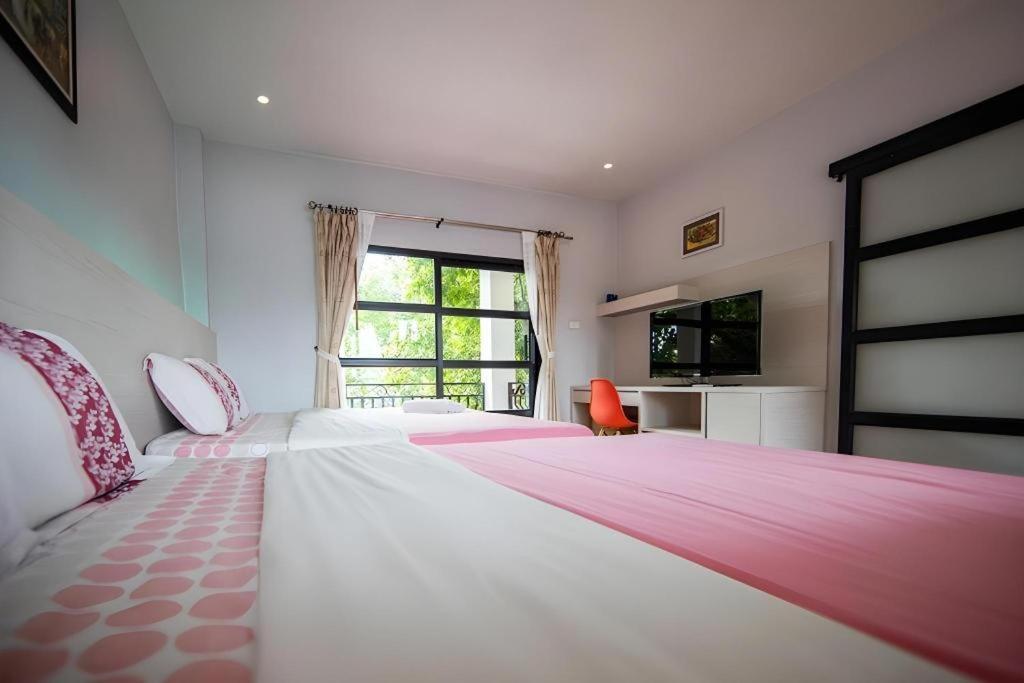 Chayada Garden House And Resort Hotel Nakhonratcsaszima Kültér fotó