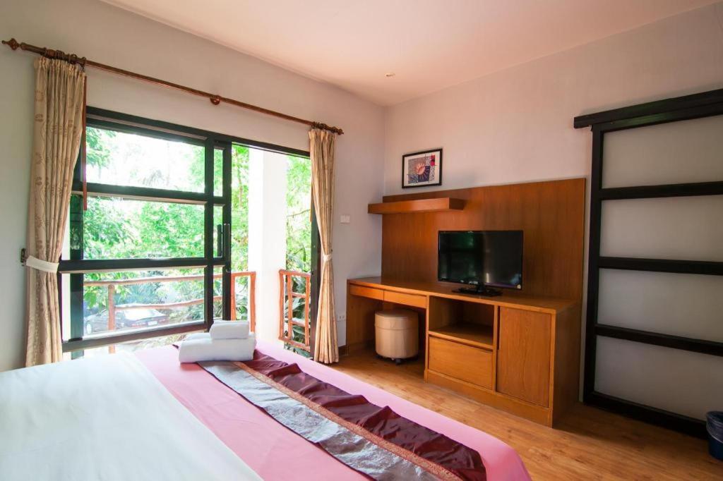 Chayada Garden House And Resort Nakhonratcsaszima Kültér fotó