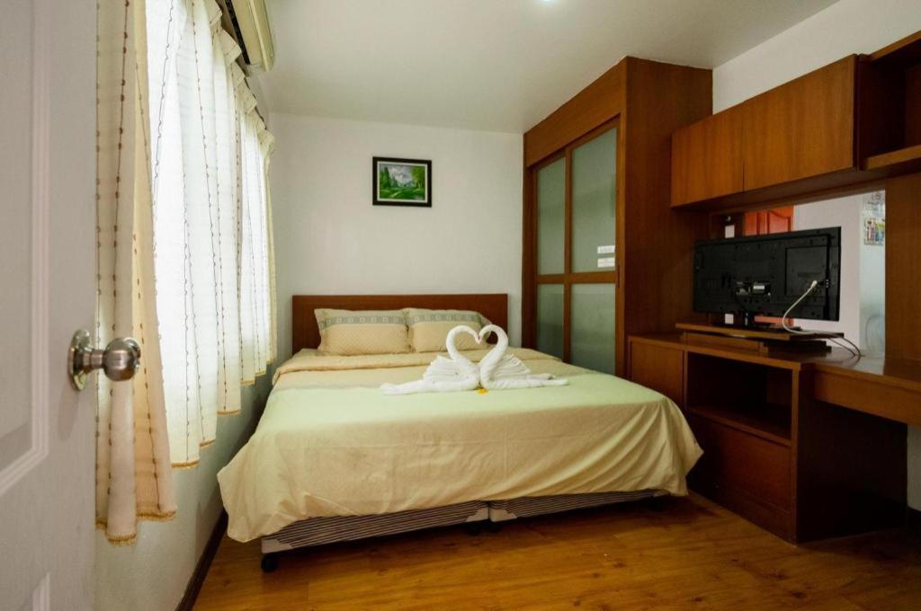 Chayada Garden House And Resort Nakhonratcsaszima Kültér fotó