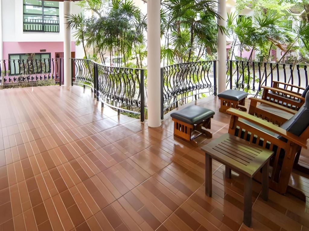 Chayada Garden House And Resort Nakhonratcsaszima Kültér fotó