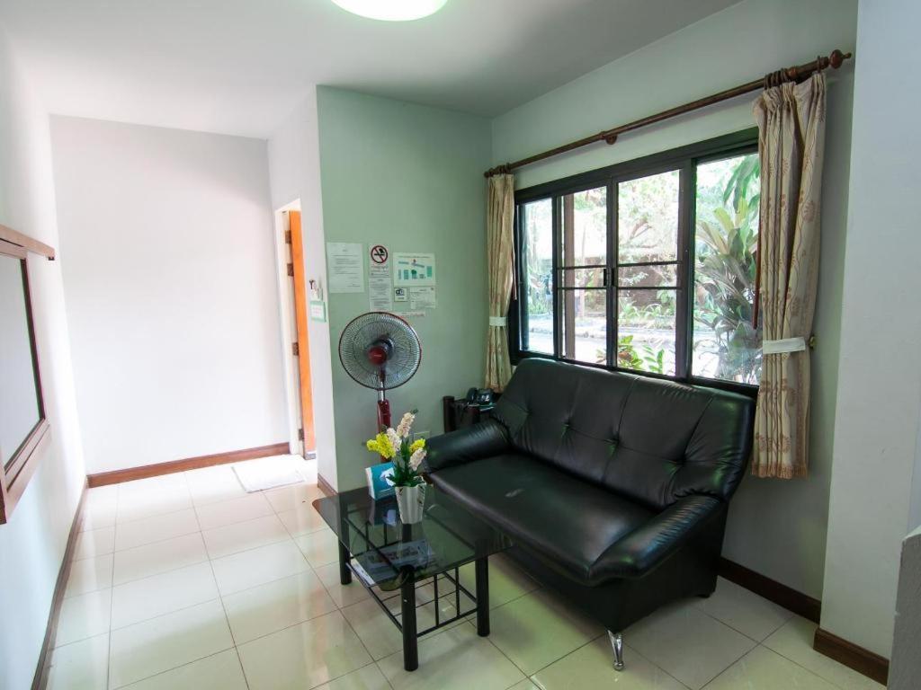 Chayada Garden House And Resort Nakhonratcsaszima Kültér fotó